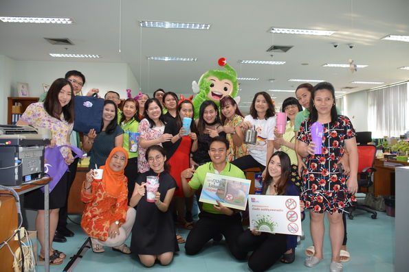 กิจกรรมรณรงค์งดใช้ถุงพลาสติก สำนักหอสมุดกลาง